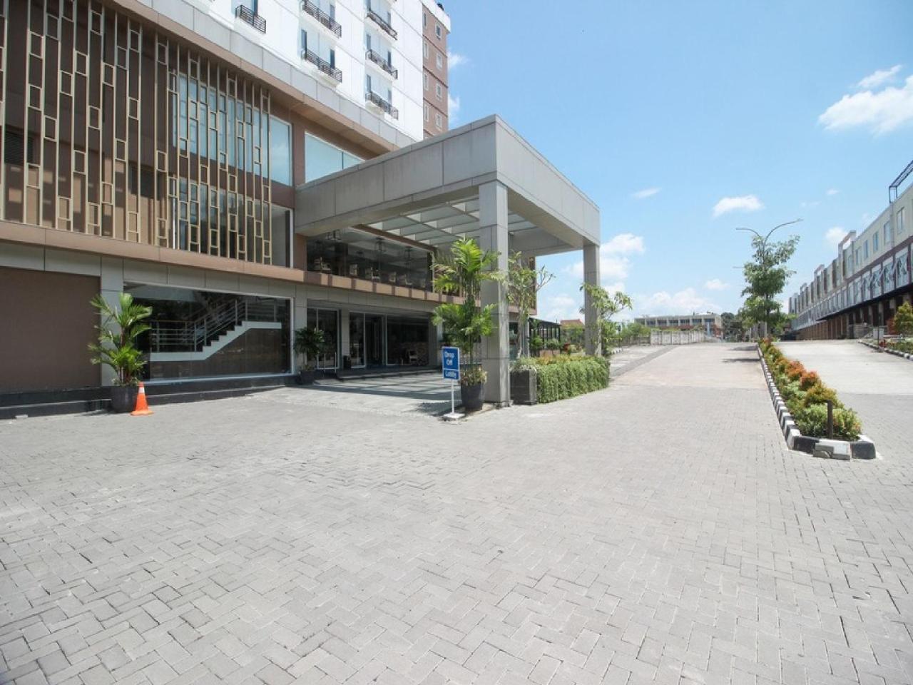 Reddoorz Apartment @ Malioboro City Adisucipto Maguwo Ngoại thất bức ảnh